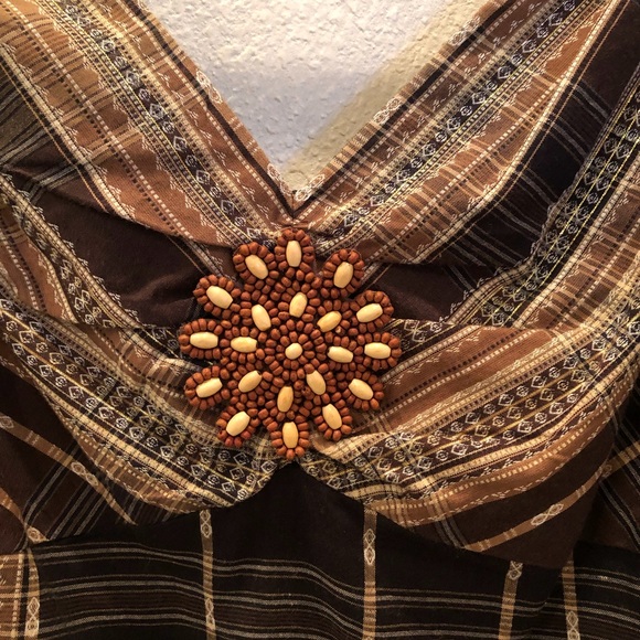 Sundress with wooden embellishment, size 12 - Picture 3 of 4